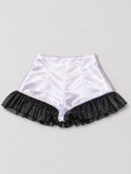 Заредете изображението в програмата за преглед на галерия, Satin Ruffle Къси Панталони