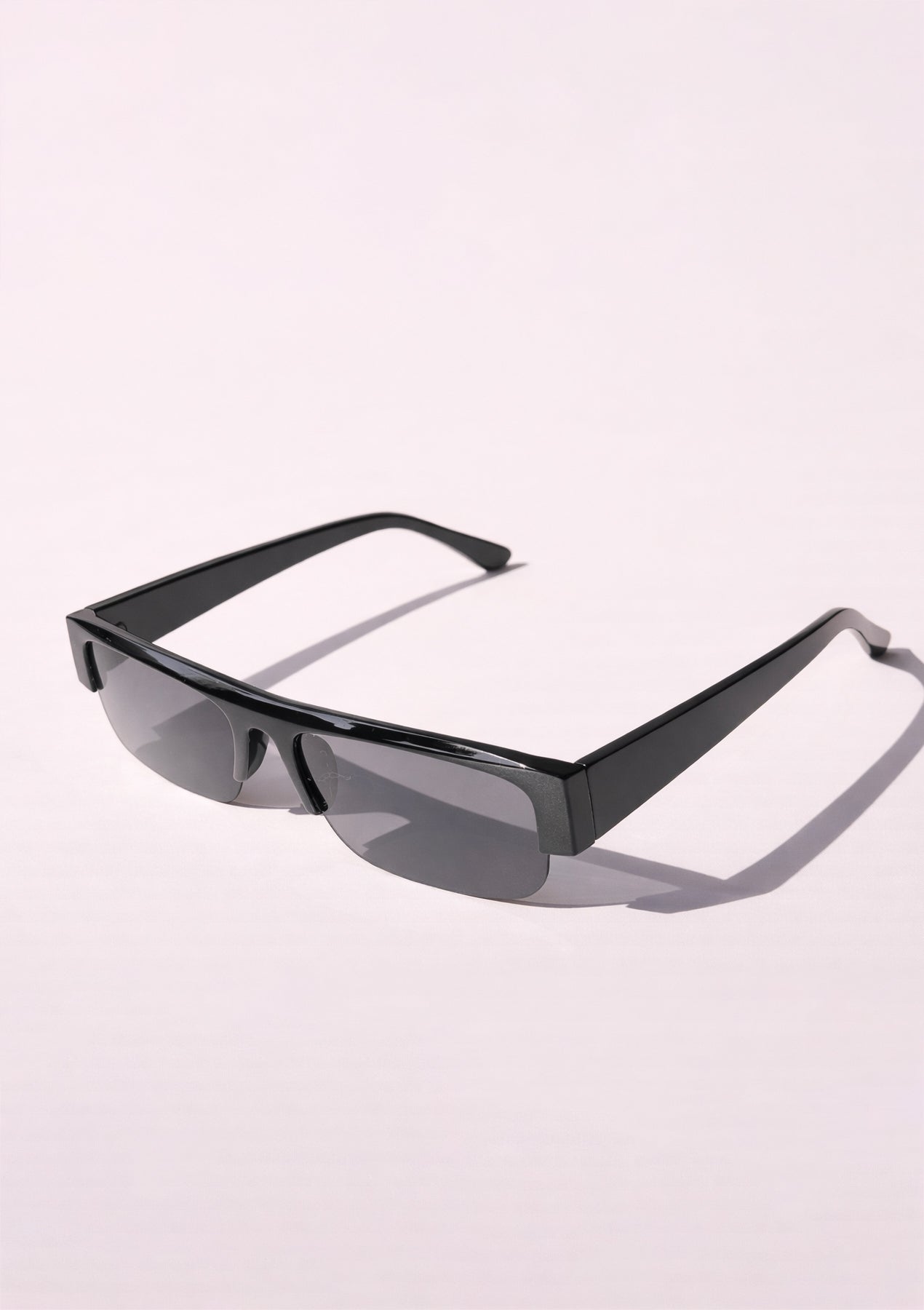 Черни слънчеви очила 