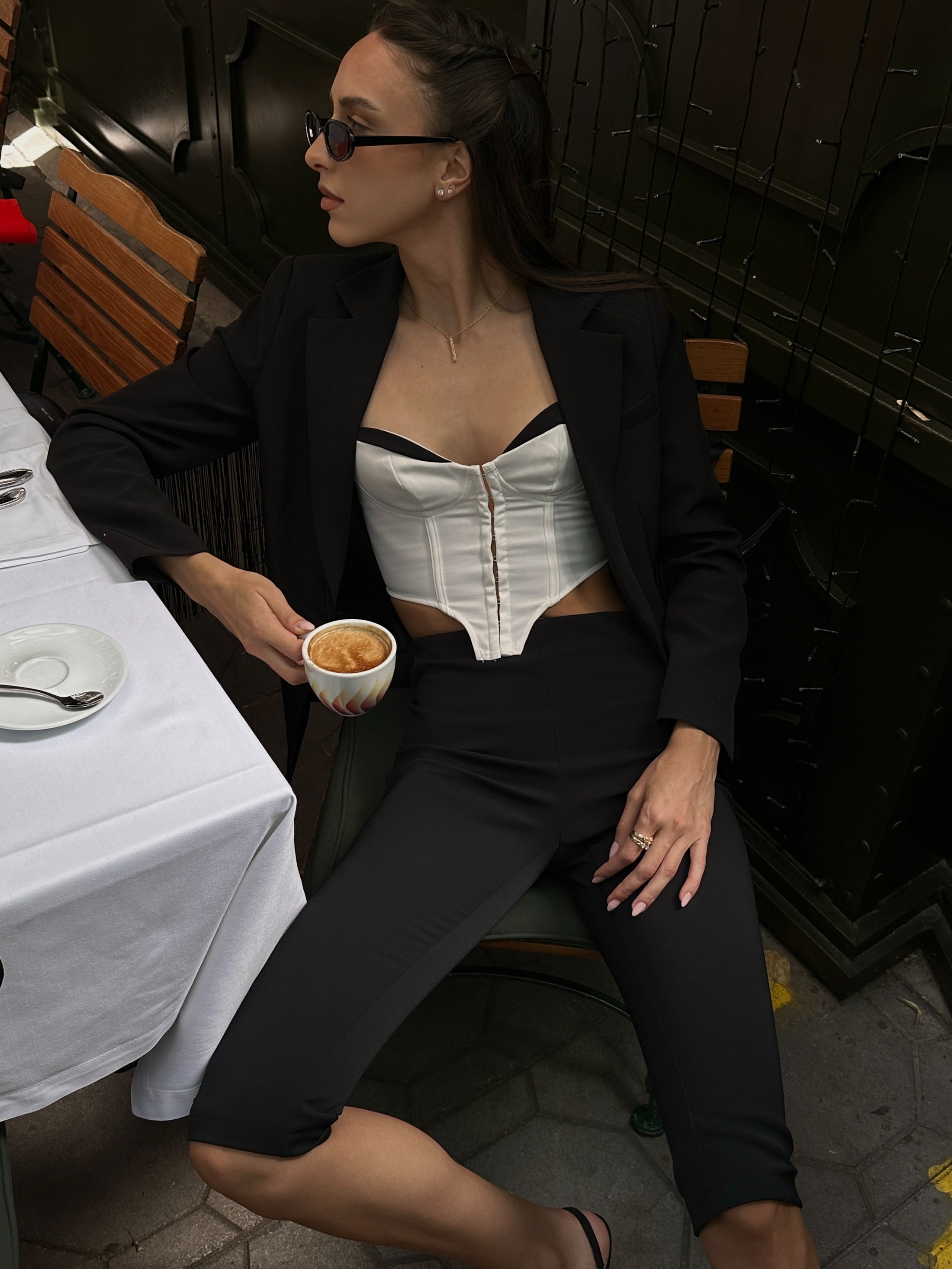 The Noir Capri pants