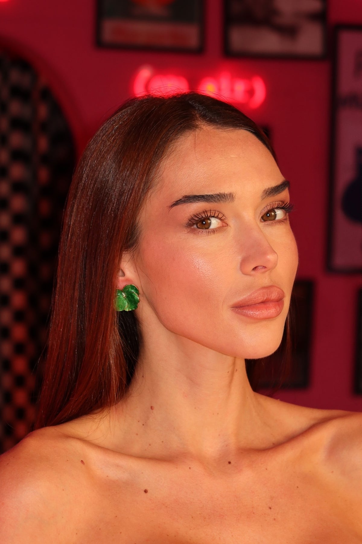 Green Retro Flower Stud Earrings with Crystal